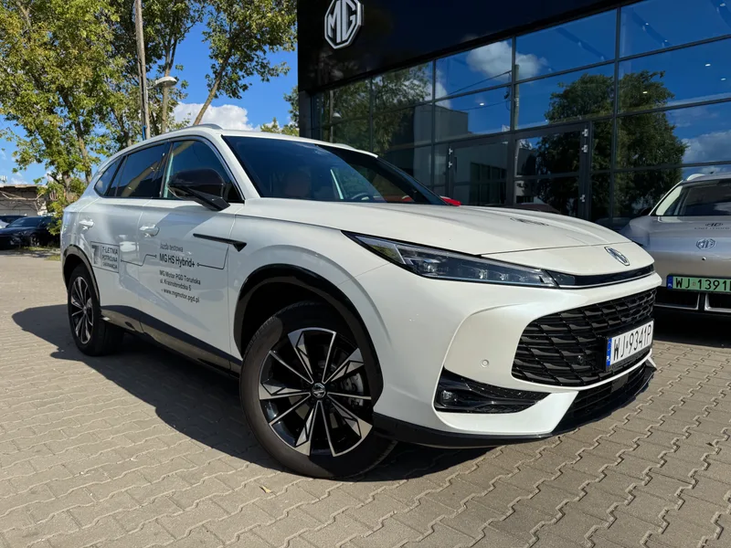 MG HS Hybrid+ Exclusive 2025 – zdjęcie 8 z 15