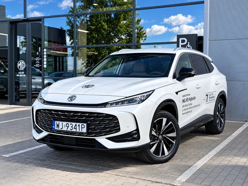 MG HS Hybrid+ Exclusive 2025, Warszawa