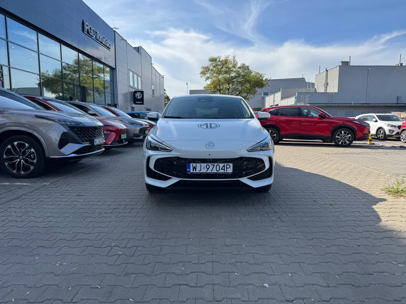 MG MG3 1.5 HEV+ Exclusive 2025 – zdjęcie 2 z 15
