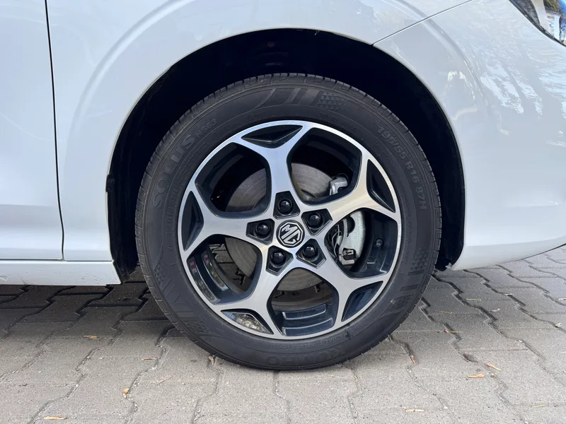 MG MG3 1.5 HEV+ Exclusive 2025 – zdjęcie 6 z 15