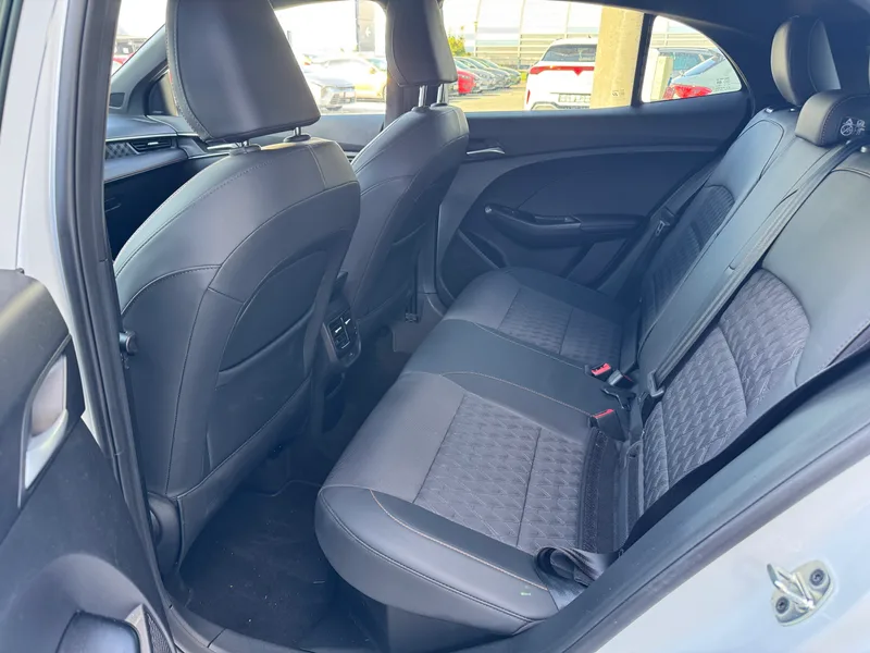MG MG3 1.5 HEV+ Exclusive 2025 – zdjęcie 15 z 15
