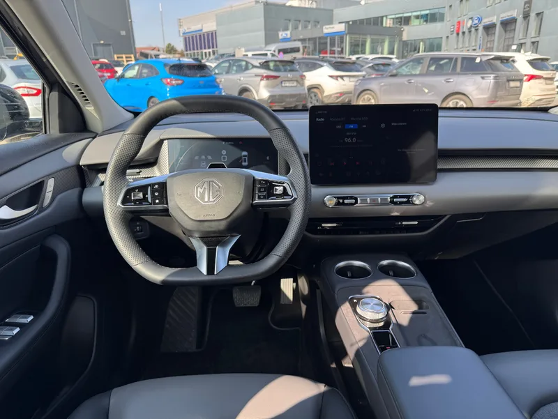 MG S5 EV 64 kWh LR Exclusive Long Range 2026 – zdjęcie 14 z 15