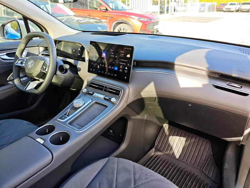 MG MGS6 EV Exclusive 77kWh 2026 – zdjęcie 9 z 11