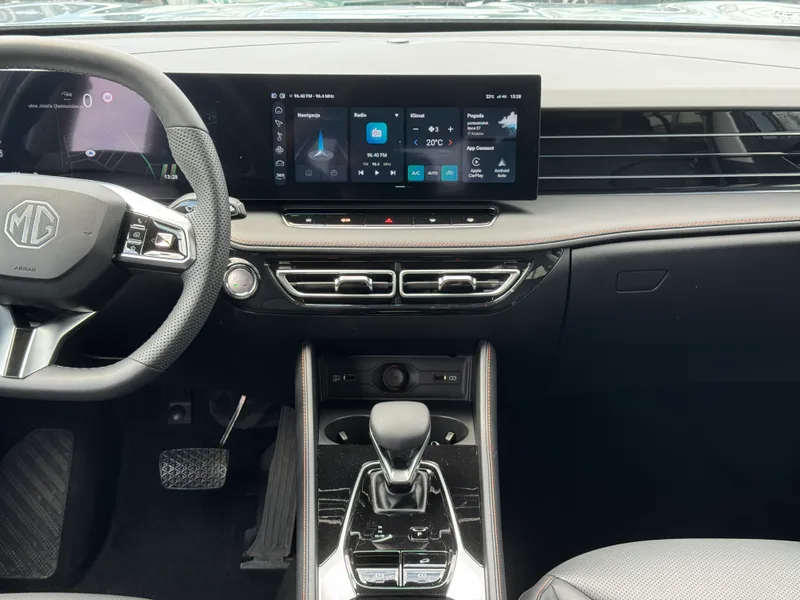 MG HS Exclusive 1.5T 170 KM 2025 – zdjęcie 3 z 15