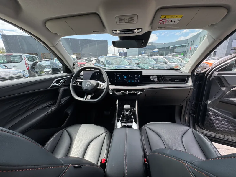 MG HS Exclusive 1.5T 170 KM 2025 – zdjęcie 10 z 15