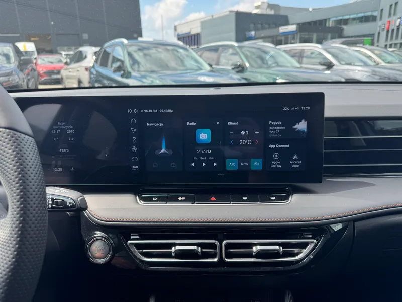 MG HS Exclusive 1.5T 170 KM 2025 – zdjęcie 13 z 15