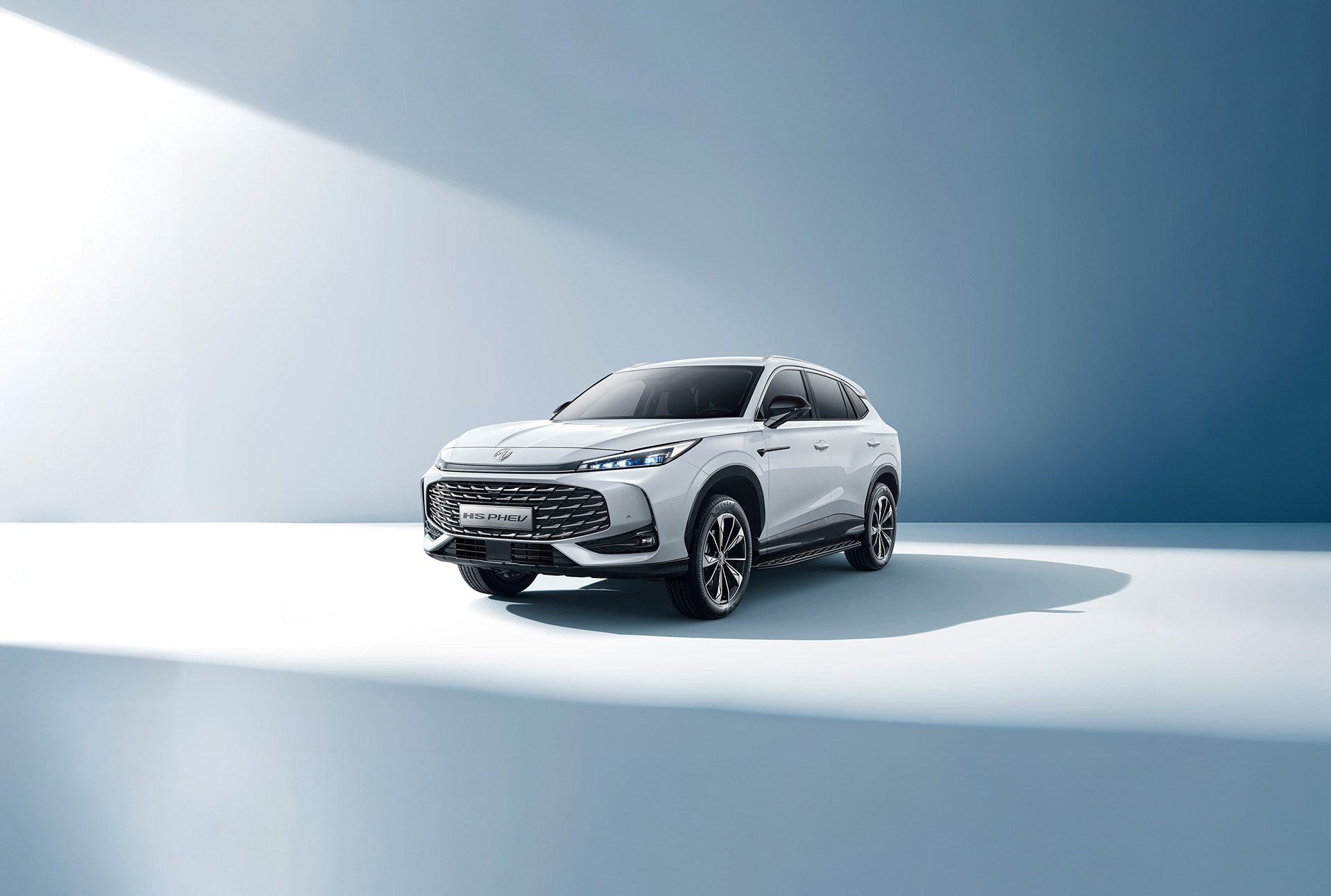 MG HS Plug-in Hybrid teraz z rabatem 18 000 zł!