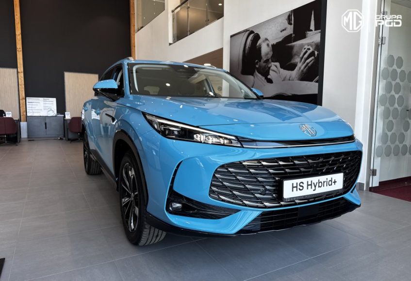 1052 mg hs hybrid hev 2025 excite wyprzedaz rocznika 1 5t automat mg motor pgd krakow