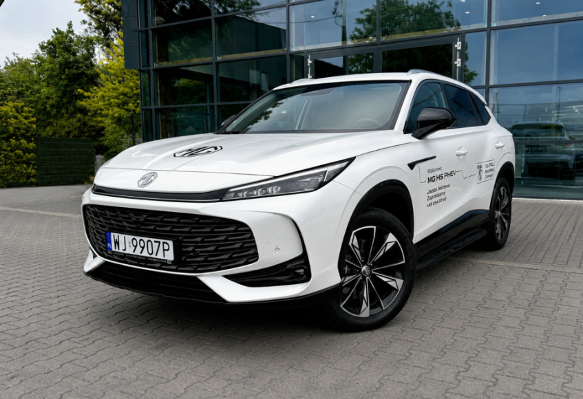 4453 mg hs phev plug in hybrid exclusive mg motor pgd torunska warszawa krasnobrodzka 5