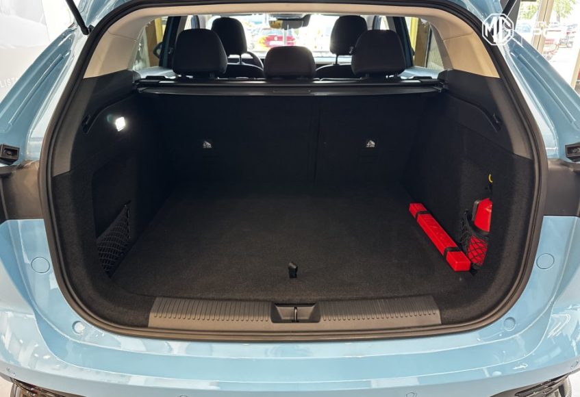 7437 mg hs hybrid hev 2025 excite wyprzedaz rocznika 1 5t automat mg motor pgd krakow