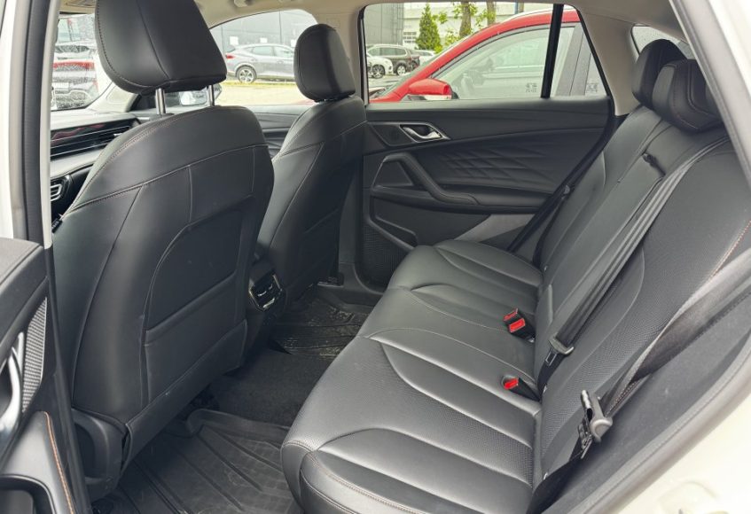 8673 mg hs phev plug in hybrid exclusive mg motor pgd torunska warszawa krasnobrodzka 5